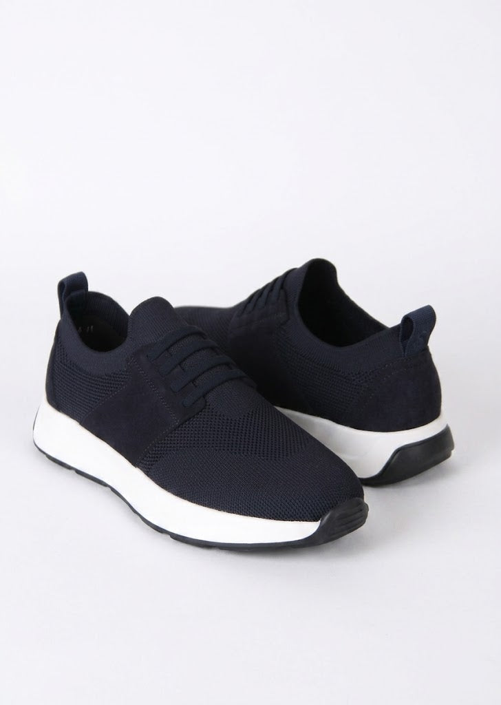 Casual Sneakers (Slip-on Sneakers)
