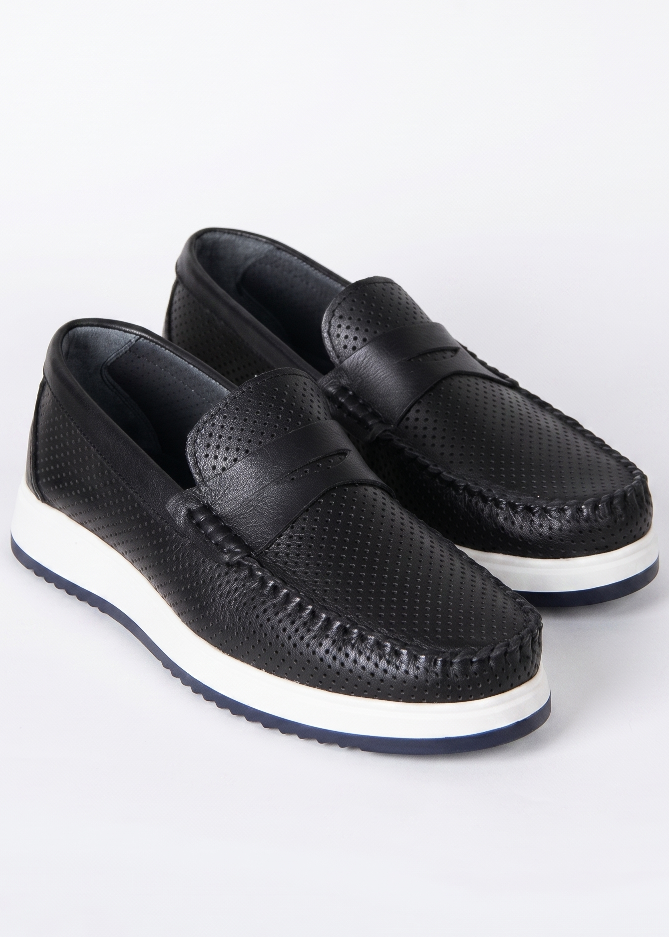 Lightweight and Breathable Black Genuine Leather Loafers
