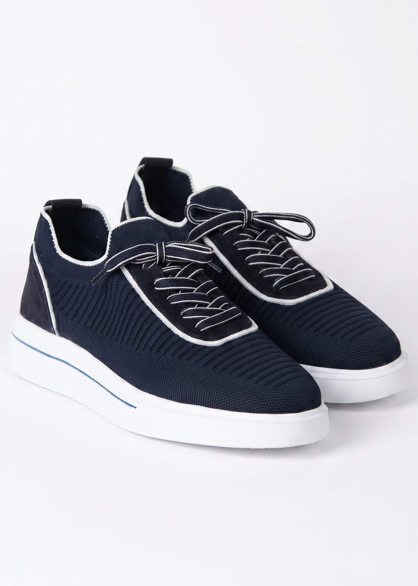 Comfortable Casual Blue Sneakers with Elastic Collar